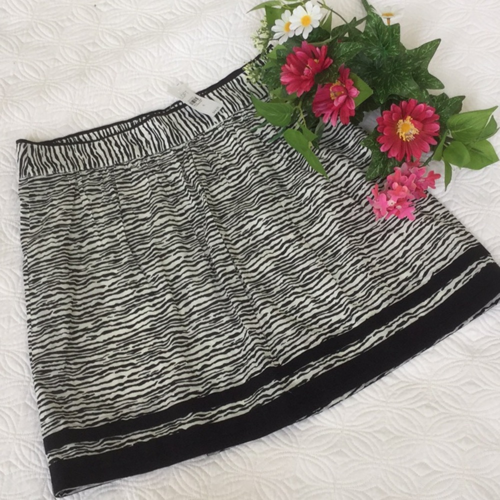 NWT zebra print skirt by Loft